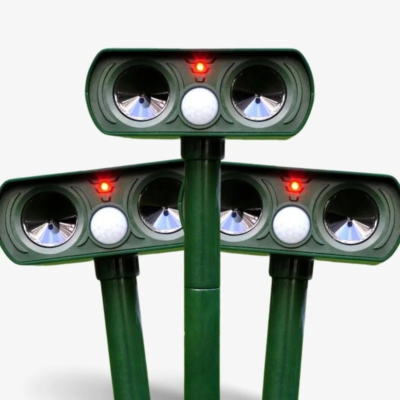 Raccoon Outdoor Ultrasonic Repeller