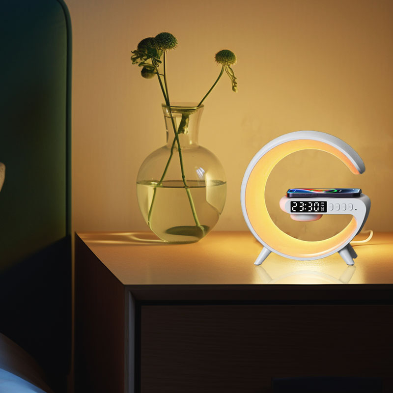 4 in 1 RGB Wireless Charging Lamp